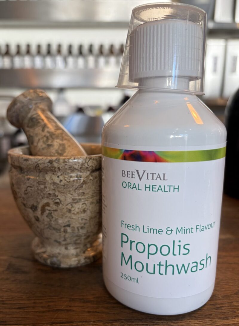 Propolis Mouthwash Fresh Lime and Mint Flavour Propolis Mouthwash